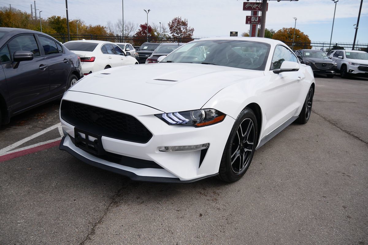 2020 Ford Mustang EcoBoost Premium photo 2