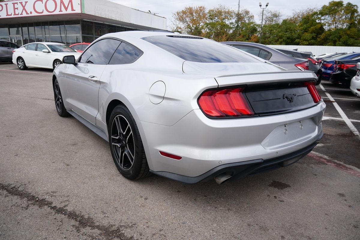 2018 Ford Mustang EcoBoost photo 6