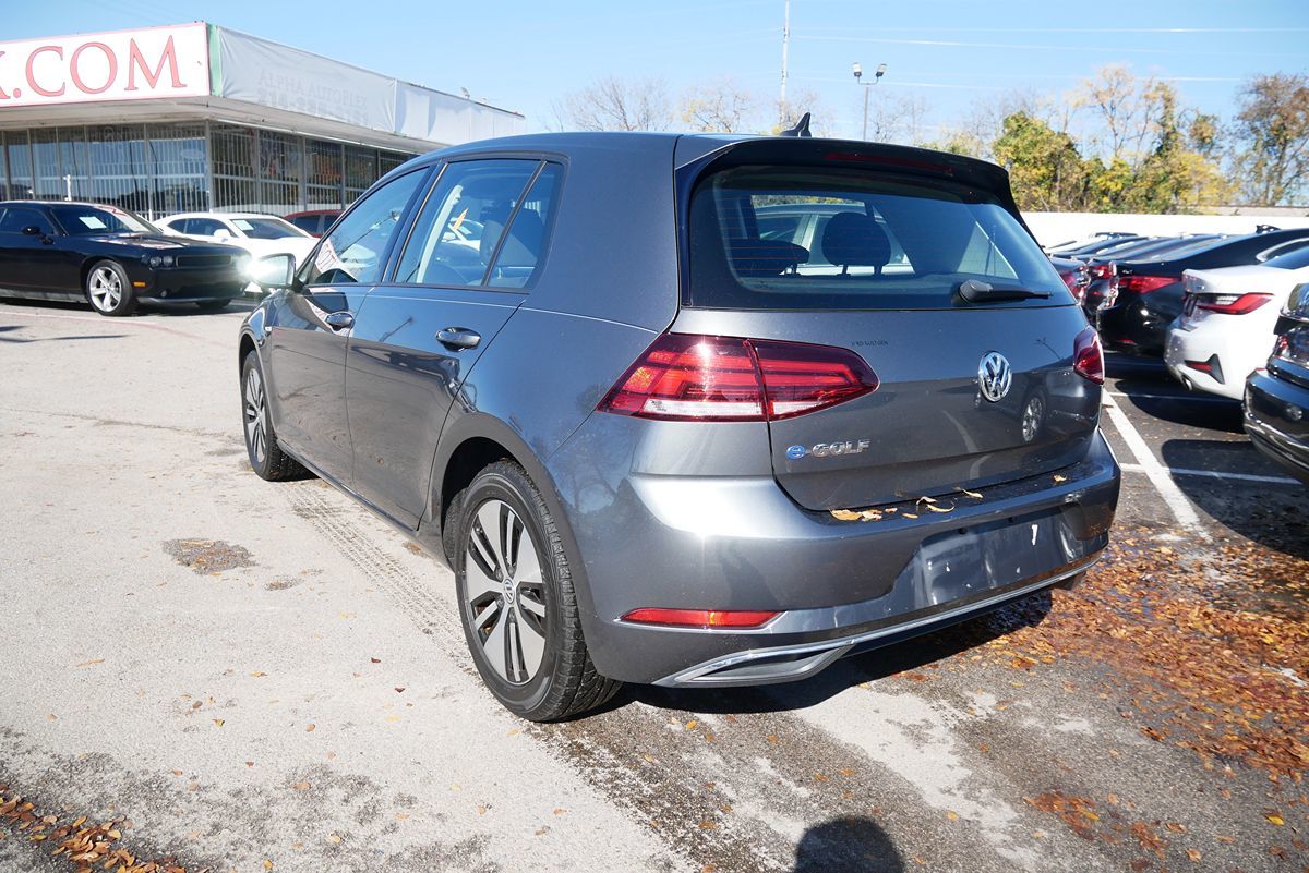 2019 Volkswagen e-Golf e-Golf SE photo 6