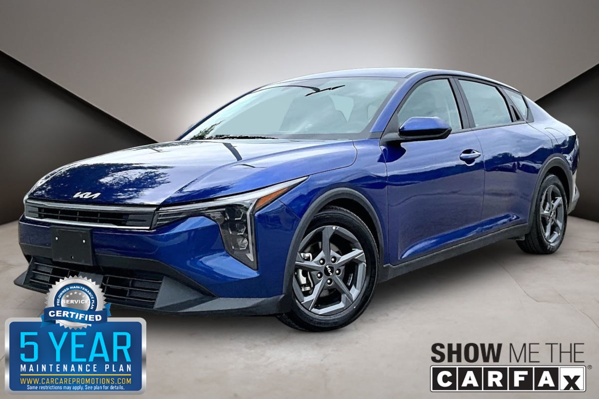 2025 Kia K4 LXS AT's photo