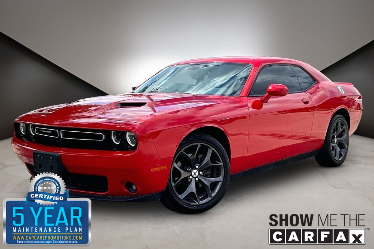 2019 Dodge Challenger SXT Plus Auto's photo