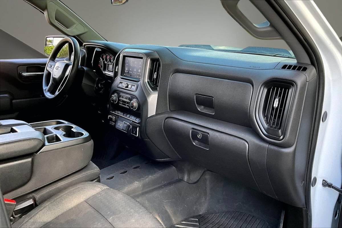 2024 Chevrolet Silverado 1500 Custom - Photo 25