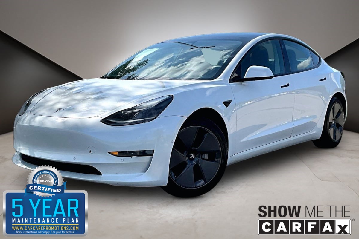 2021 Tesla Model 3 Standard Range Plus's photo