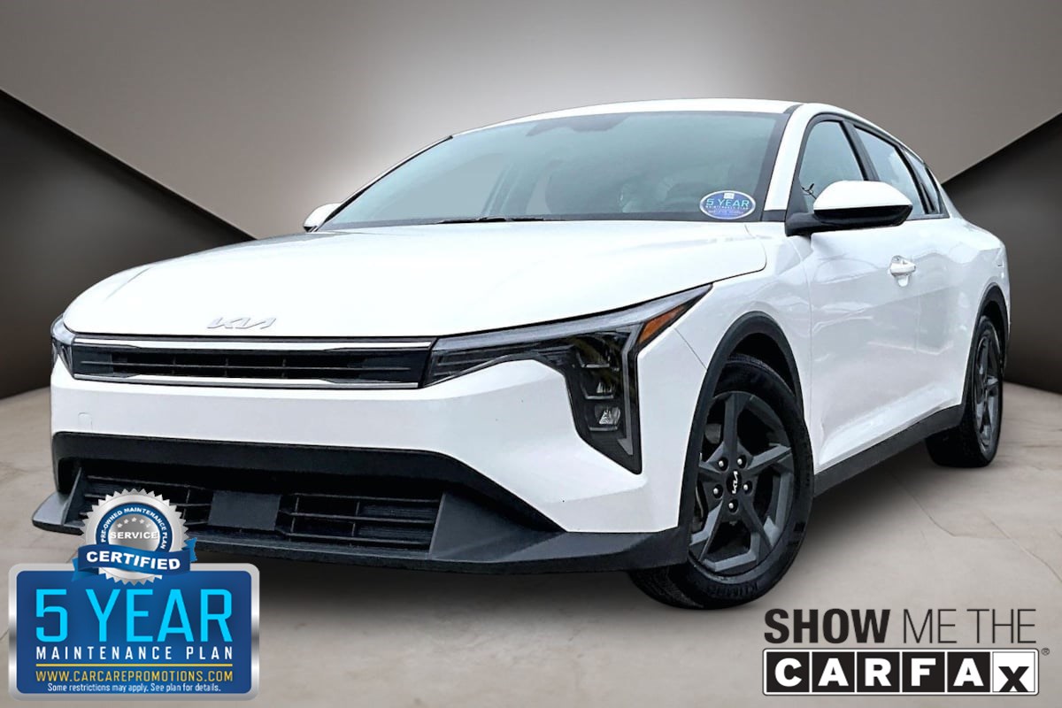 2025 Kia K4 LXS AT's photo