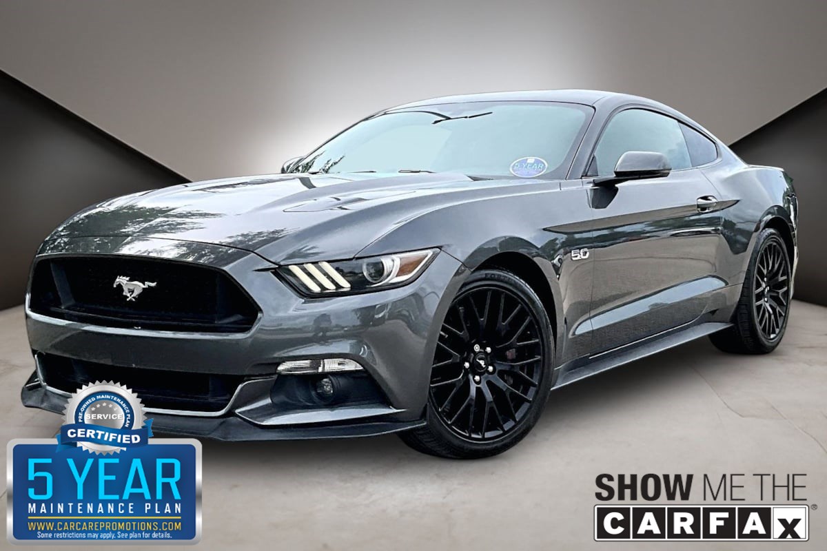 2017 Ford Mustang GT Coupe Premium's photo