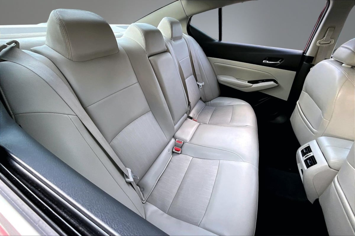 2021 Nissan Altima Platinum - Photo 24