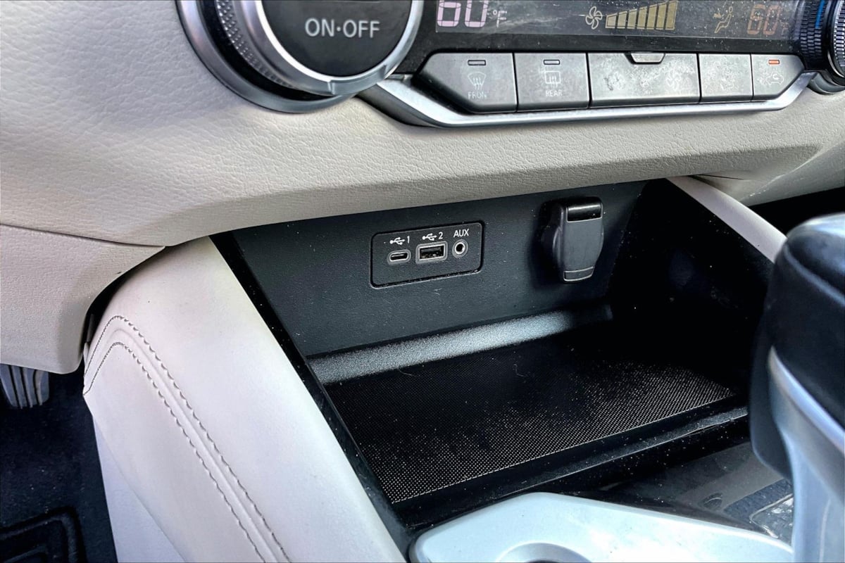 Nissan Altima photo 15