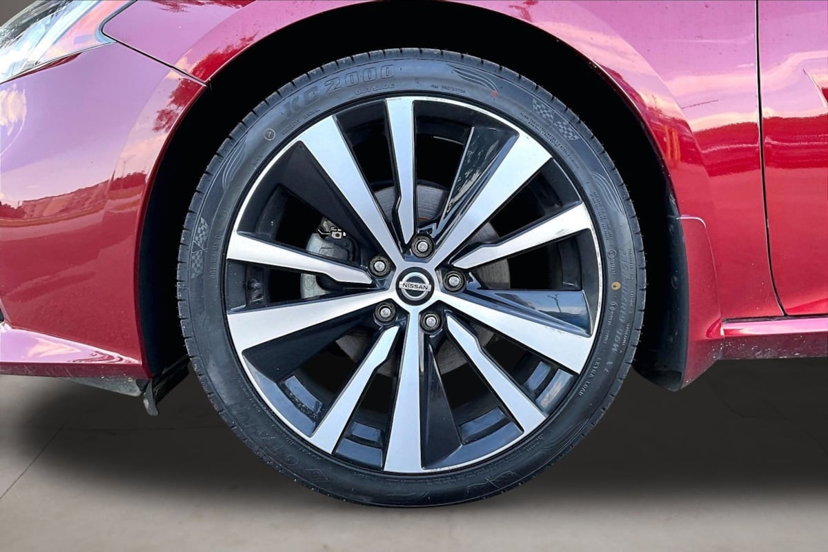 2021 Nissan Altima Platinum - Photo 32