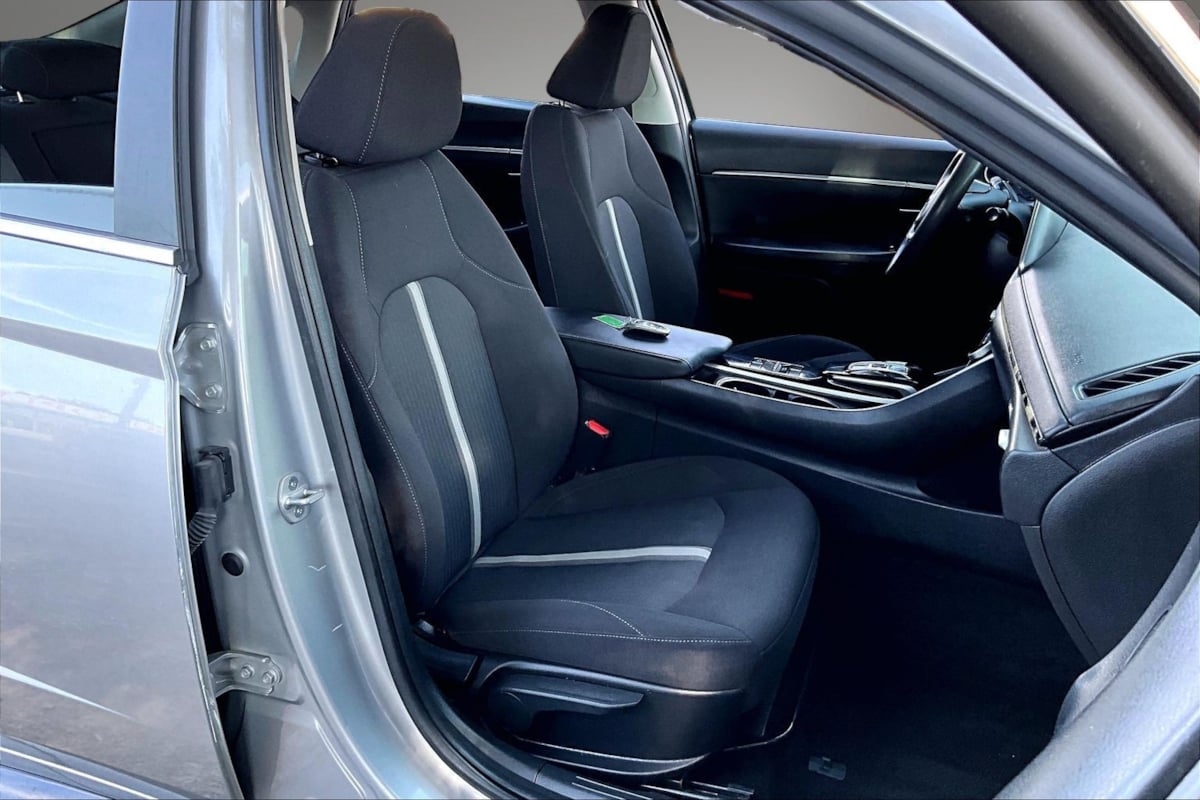 Hyundai Sonata photo 28
