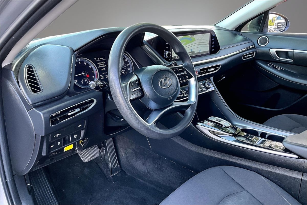 Hyundai Sonata photo 16