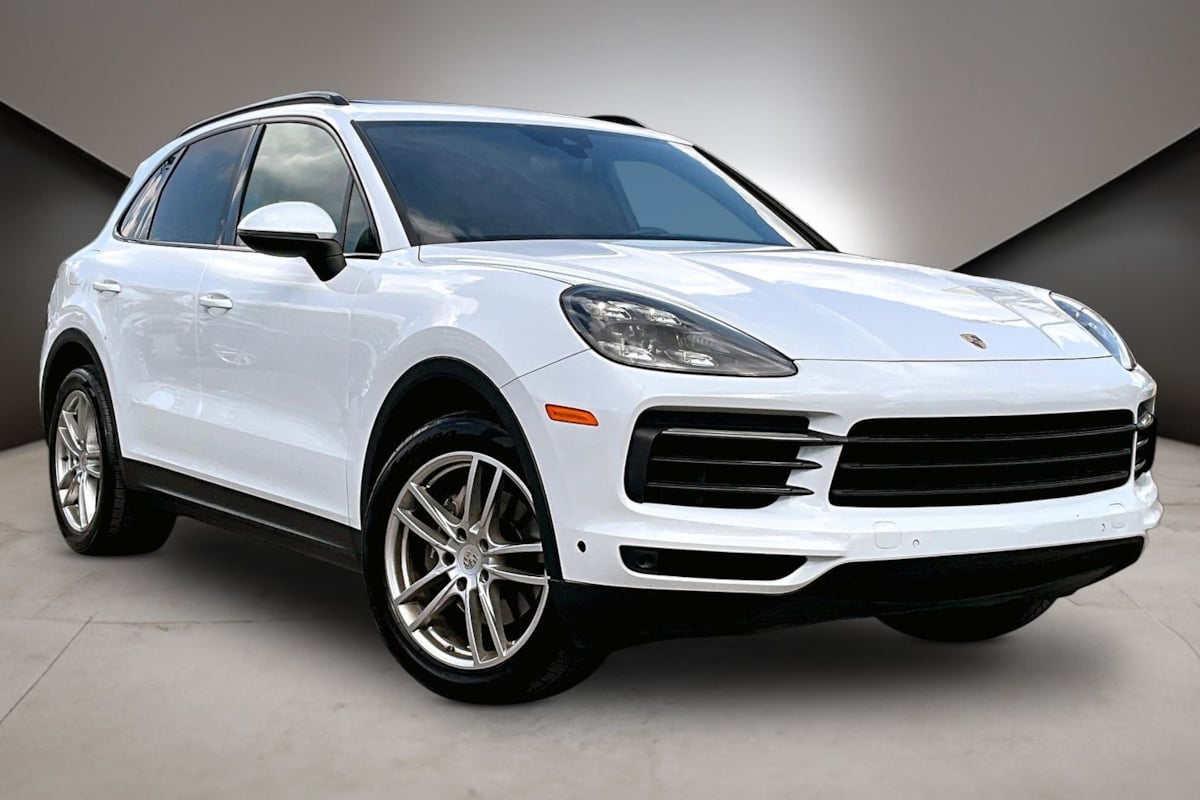 Porsche Cayenne photo 2
