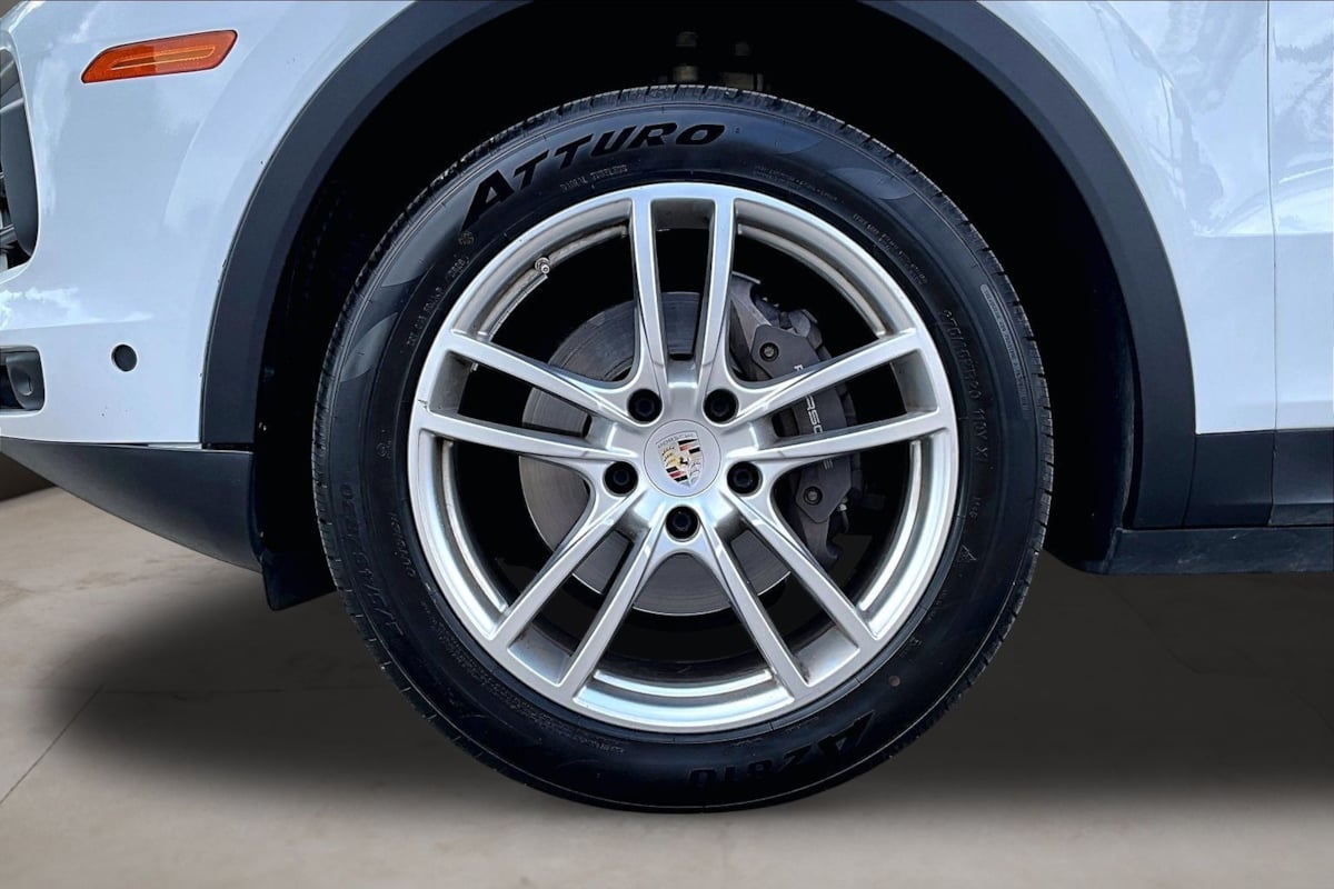 Porsche Cayenne photo 33