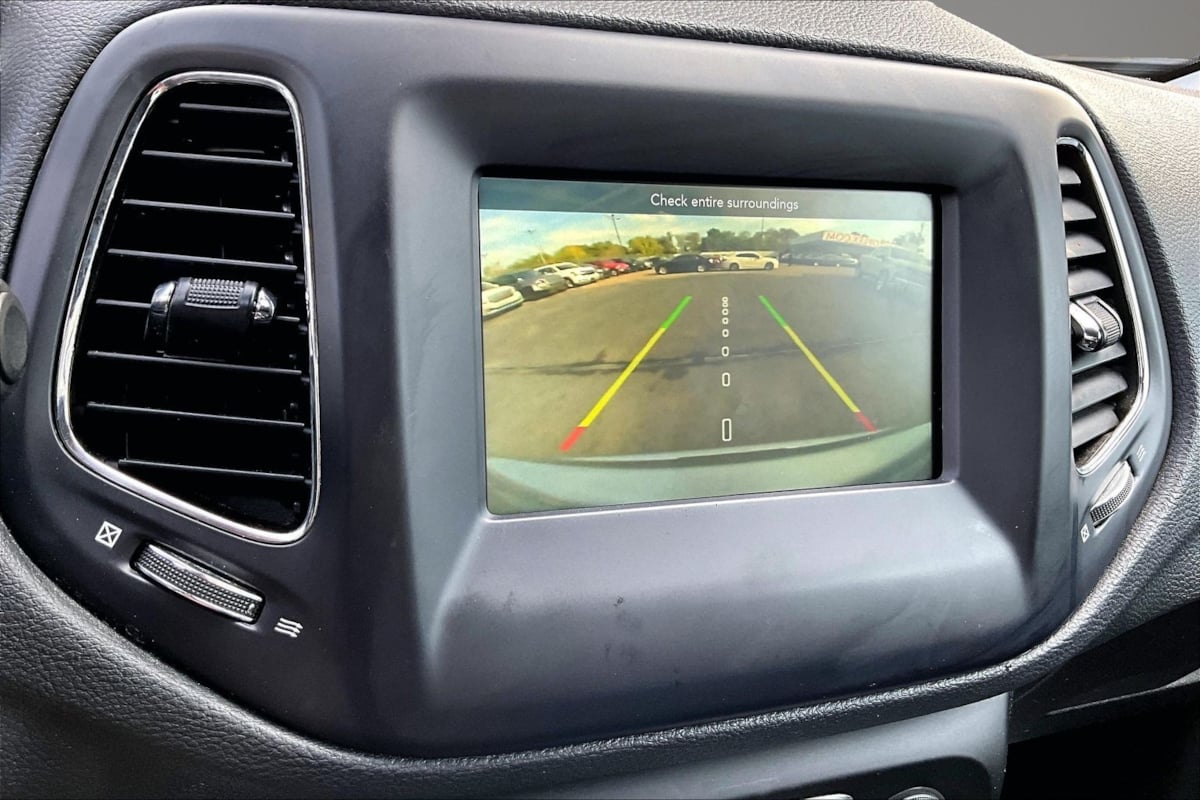 Jeep Compass photo 13