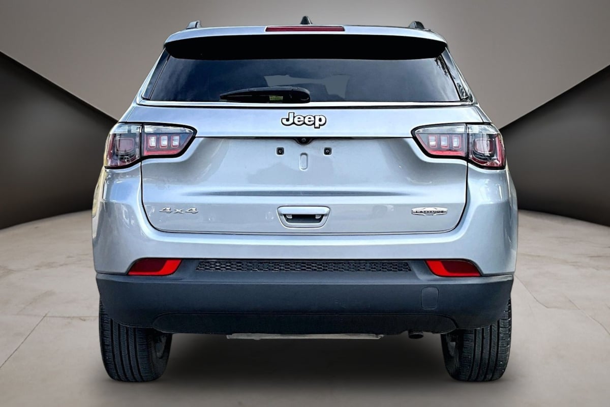 Jeep Compass photo 5