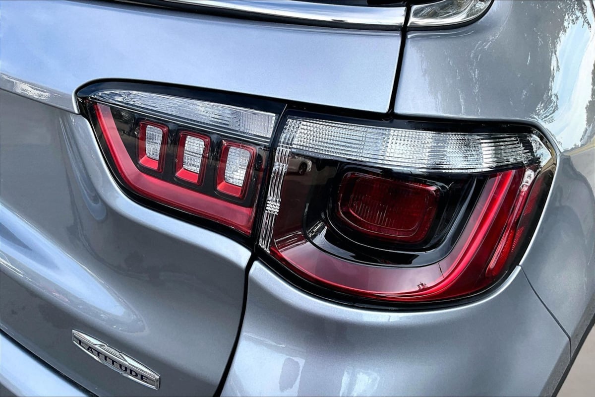 Jeep Compass photo 22