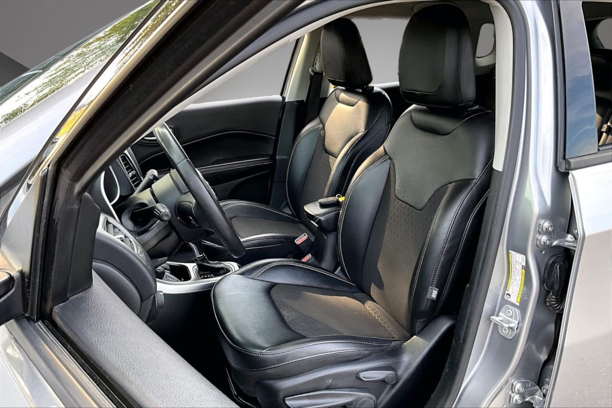 Jeep Compass photo 20