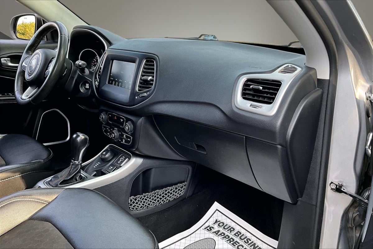 Jeep Compass photo 26