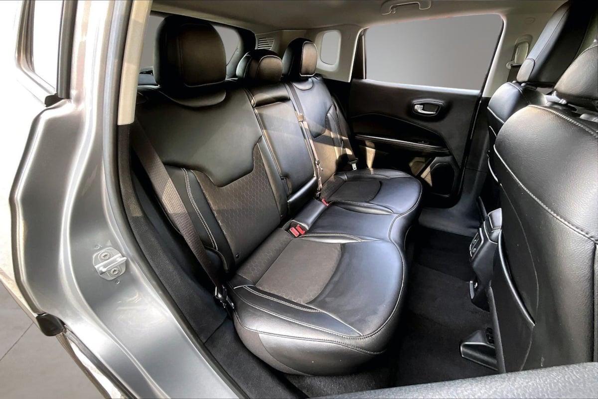 Jeep Compass photo 24