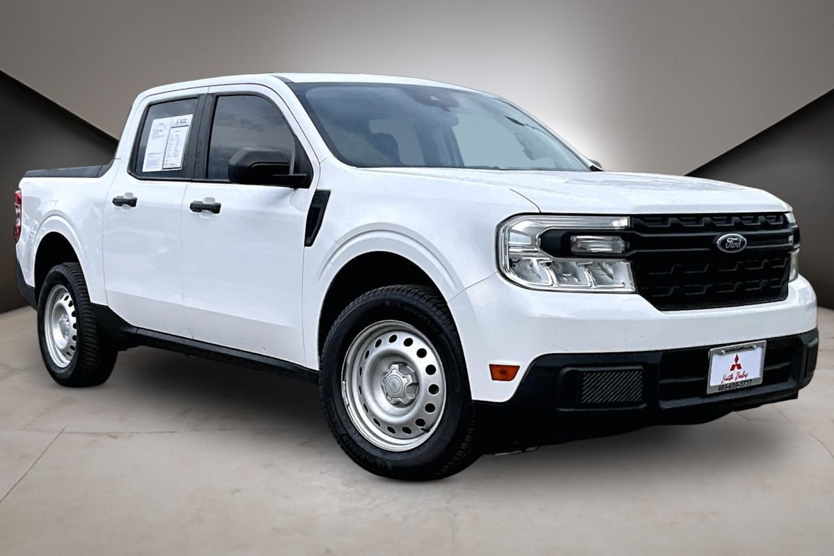 Ford Maverick photo 2