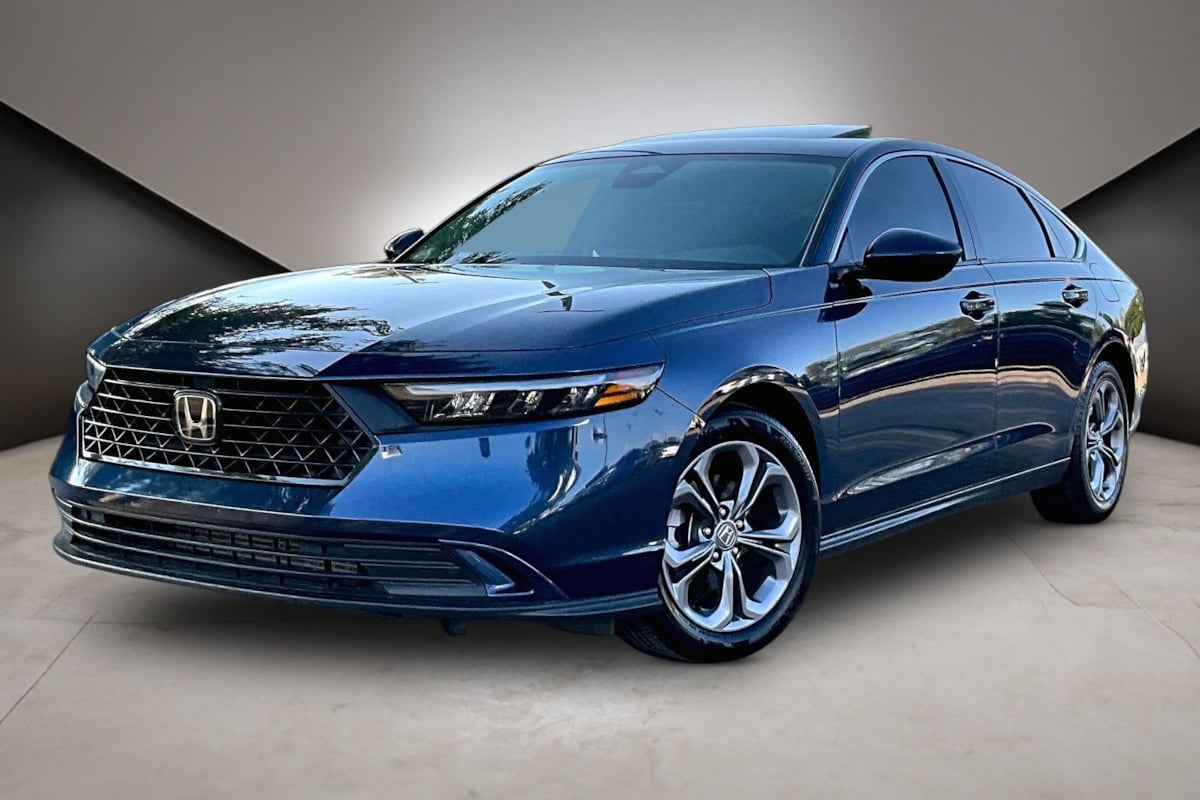 Honda Accord photo 35