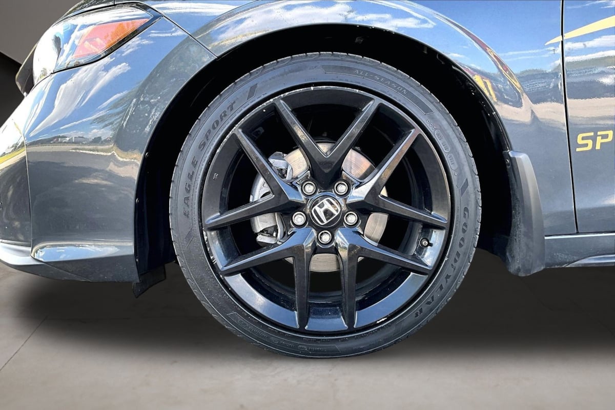 Honda Civic photo 32