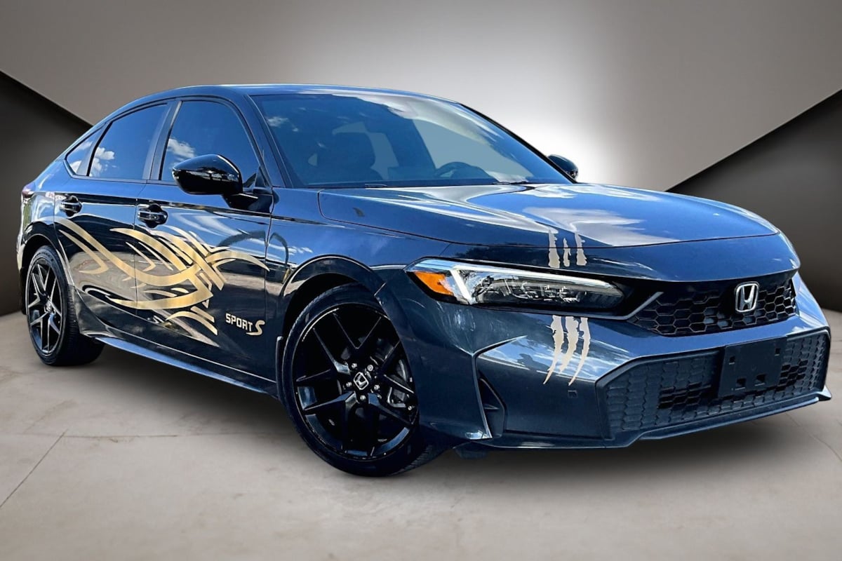 Honda Civic photo 2