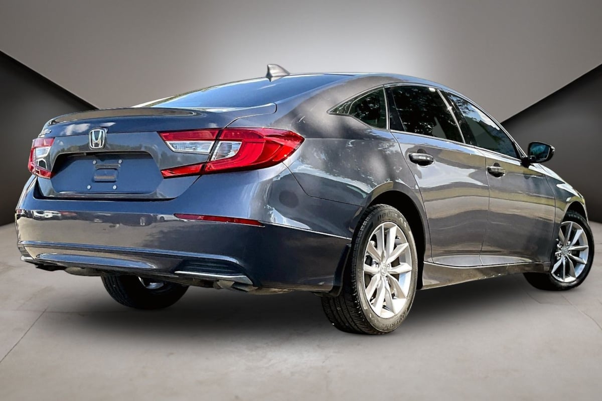 Honda Accord photo 6