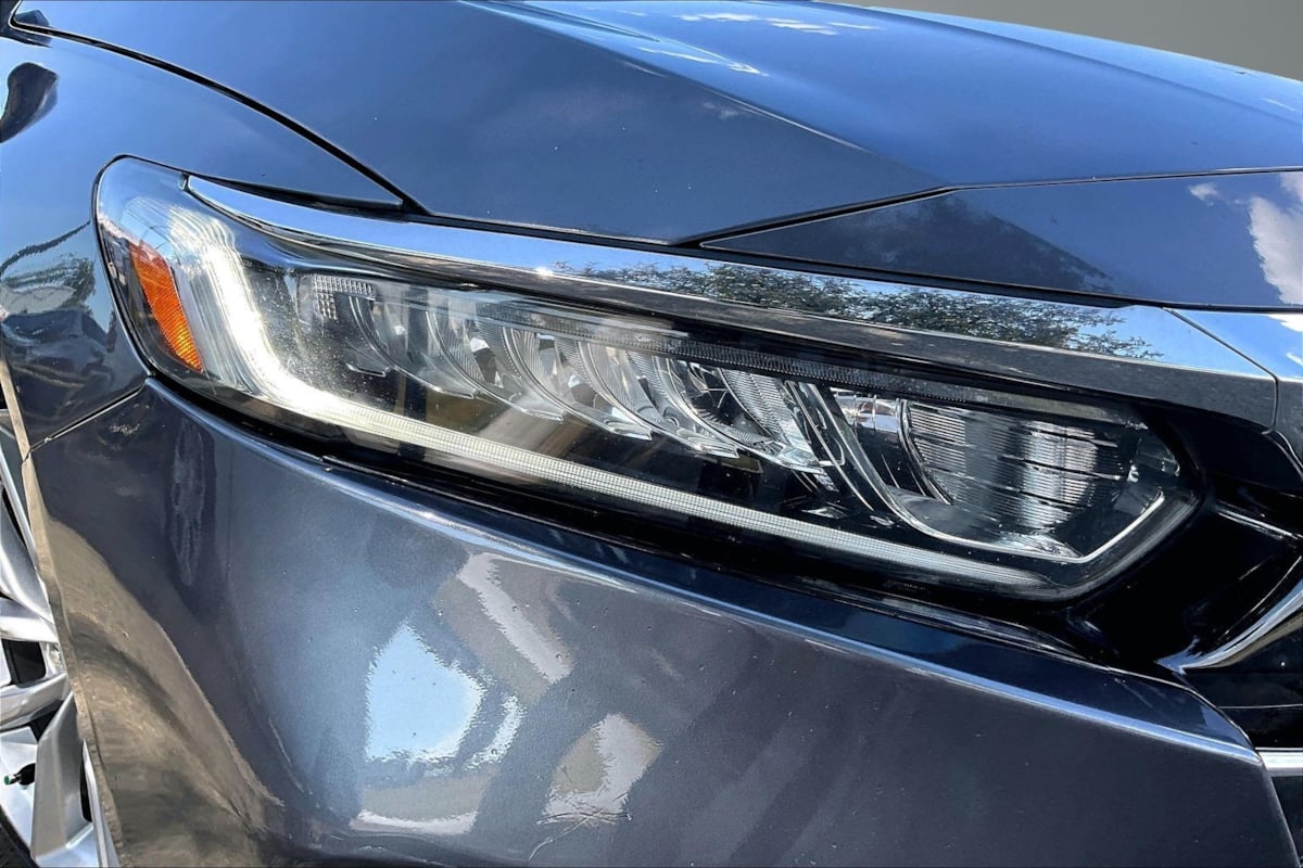 Honda Accord photo 29