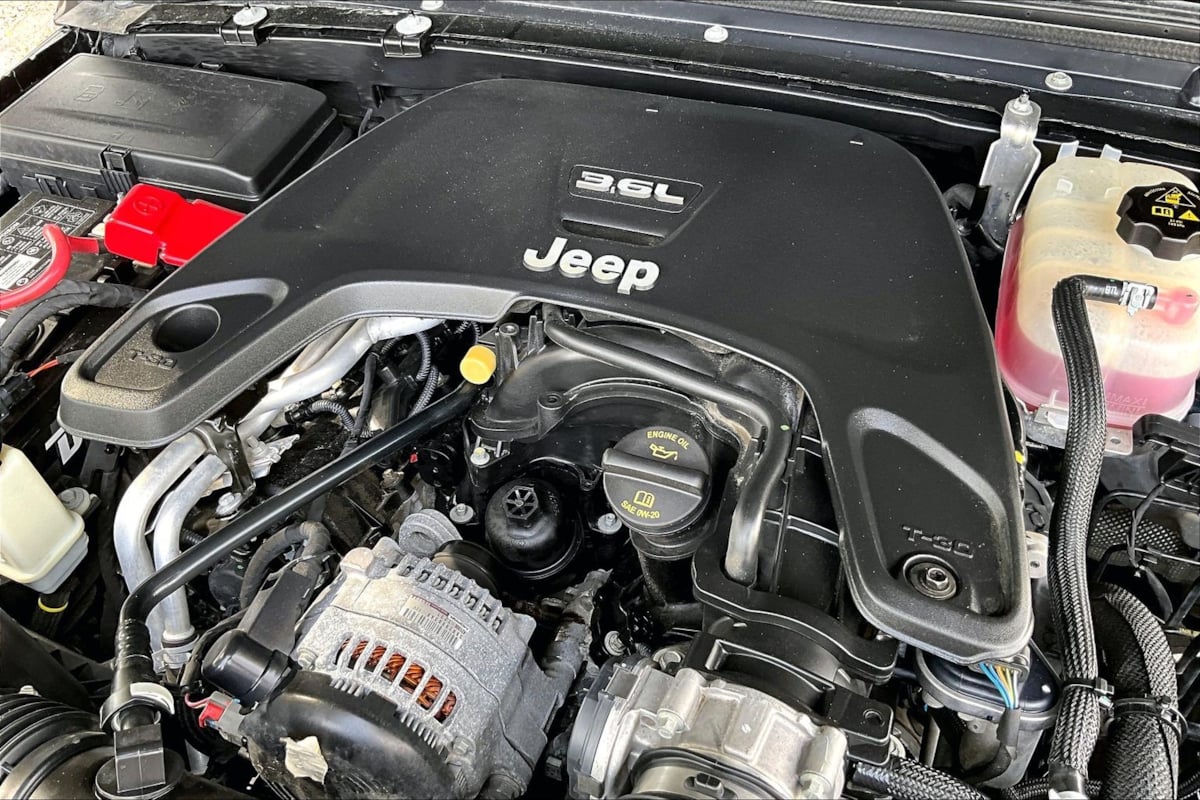 Jeep Wrangler photo 31