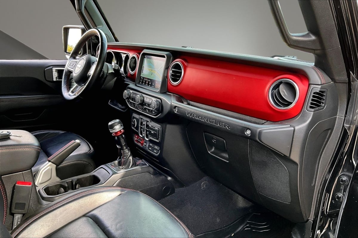 Jeep Wrangler photo 26