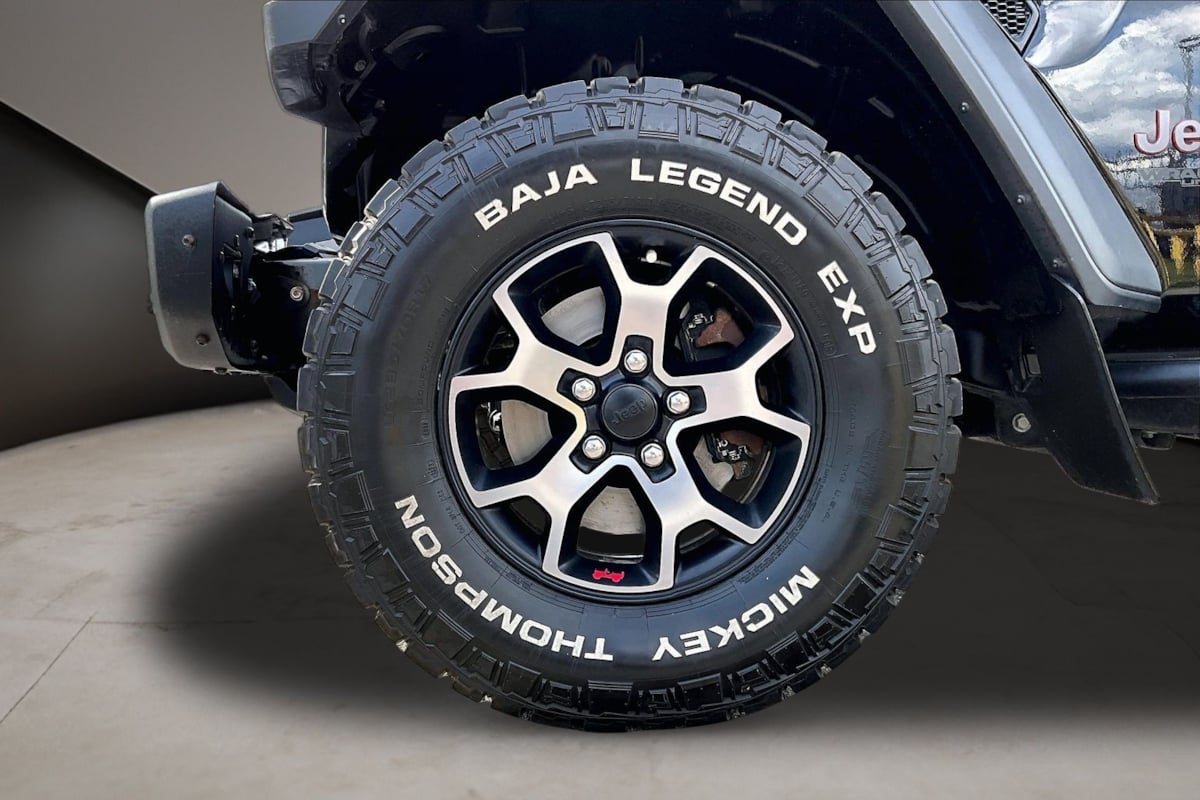 Jeep Wrangler photo 34