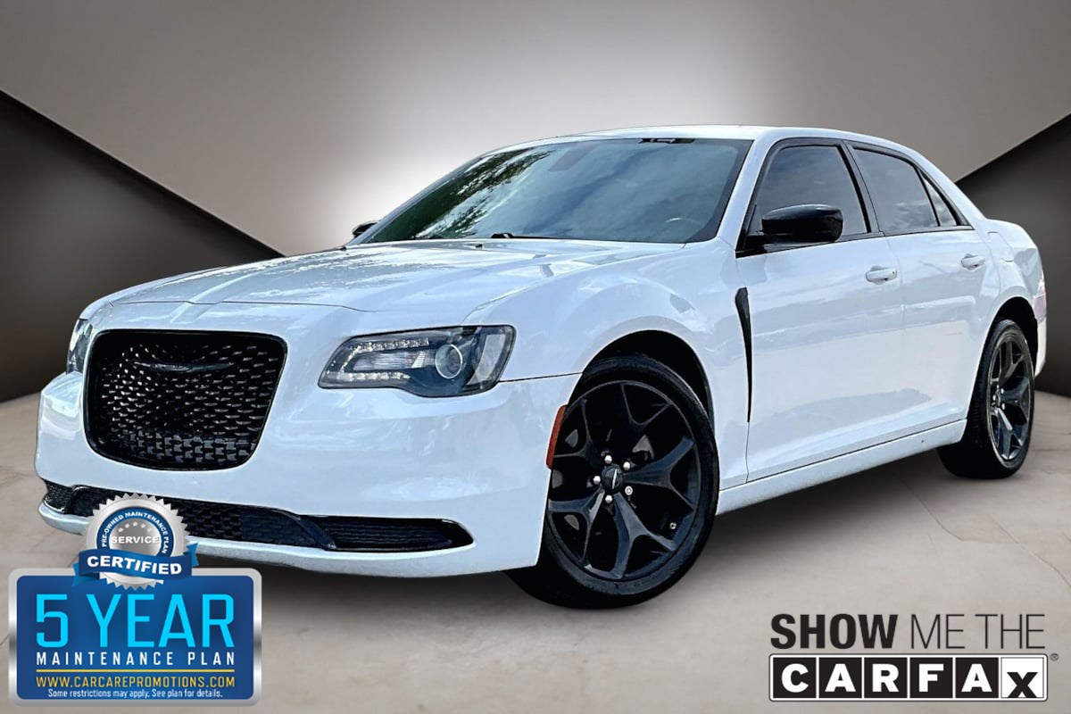2022 Chrysler 300 Touring