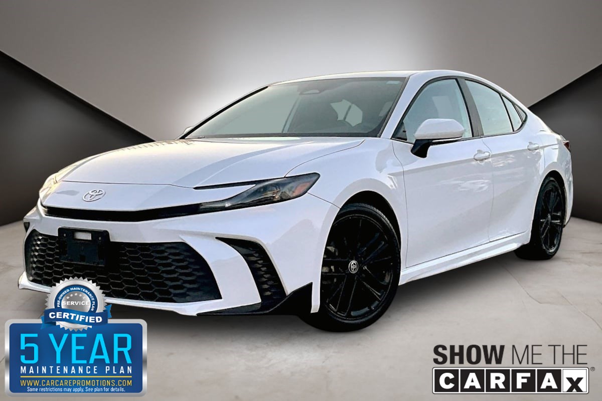 2025 Toyota Camry SE