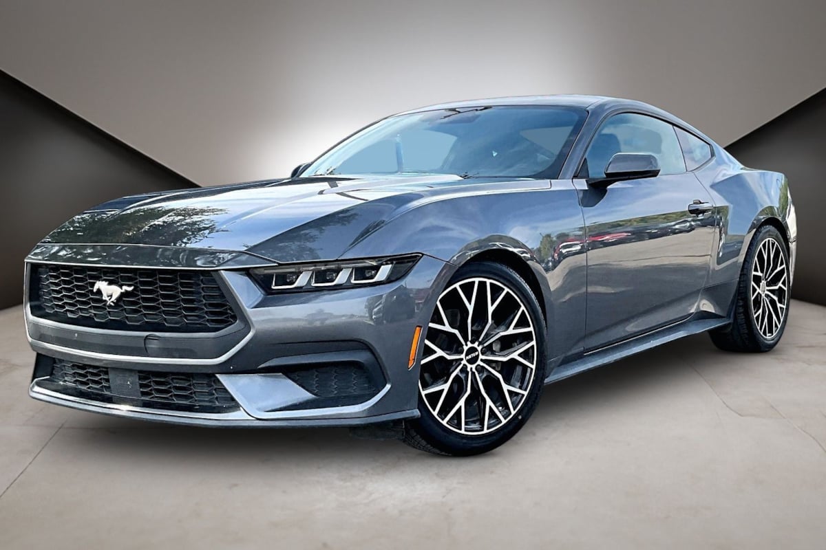 Ford Mustang photo 35