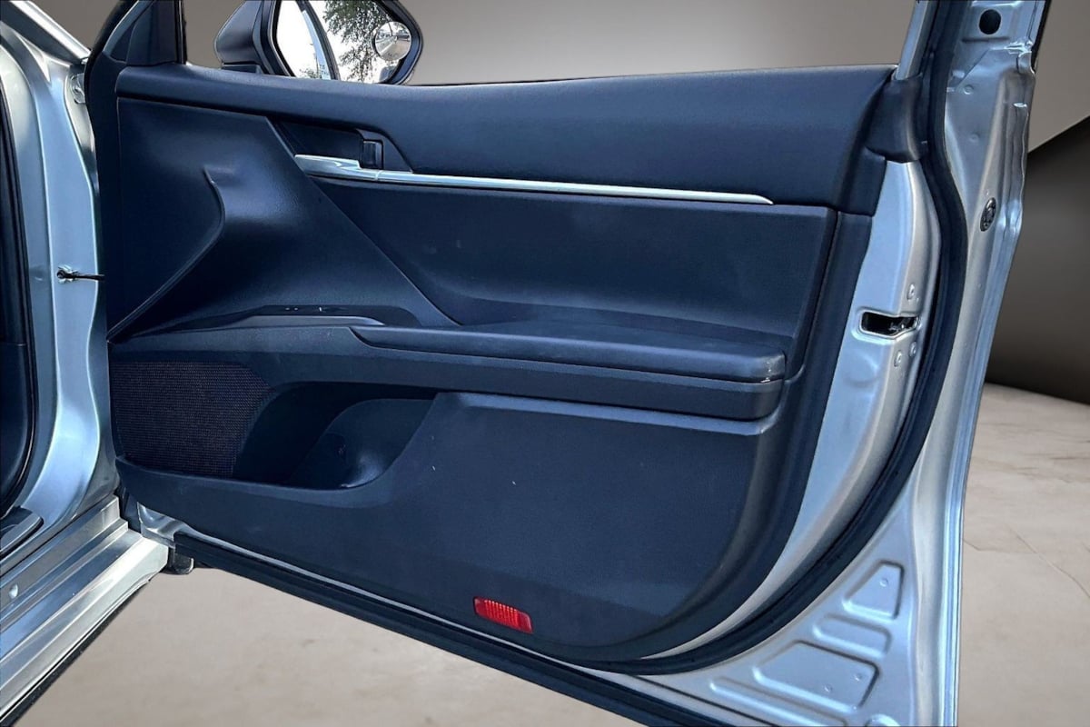 Toyota Camry photo 27