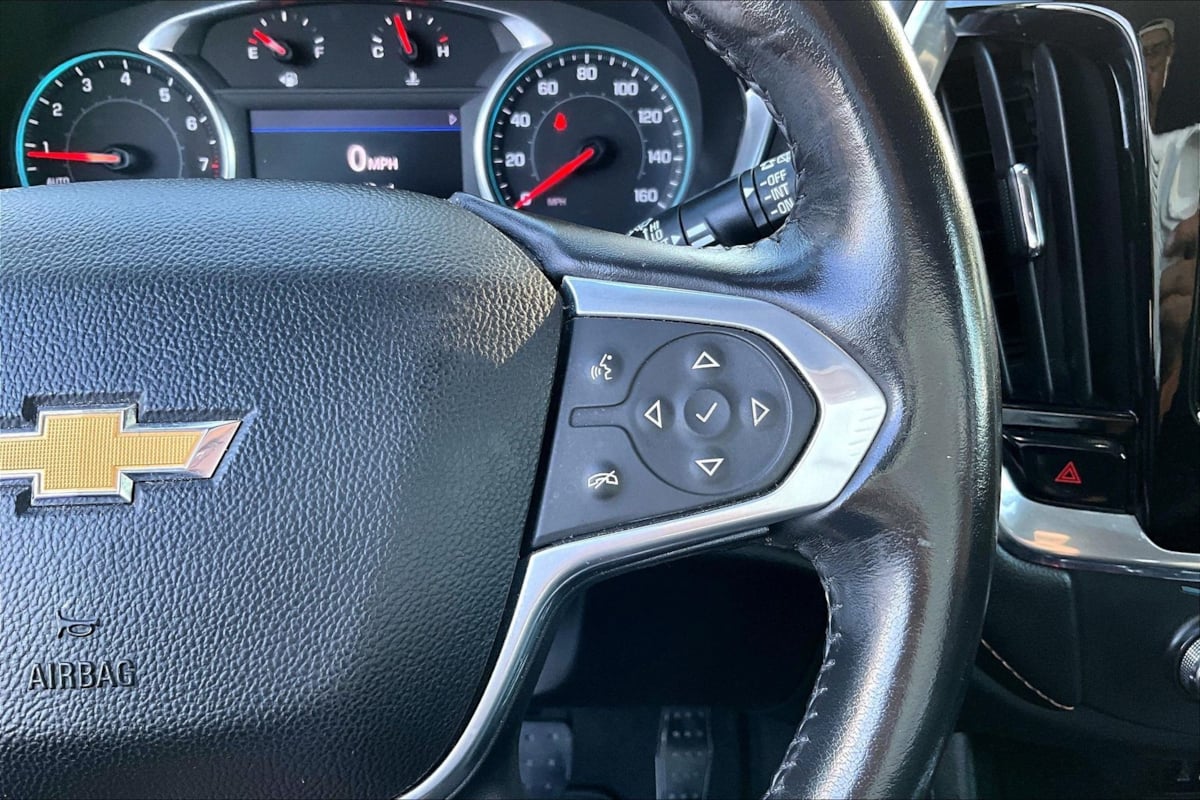 Chevrolet Traverse photo 11