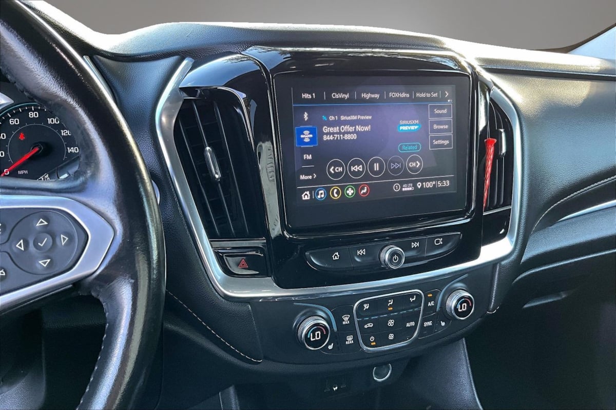 Chevrolet Traverse photo 9