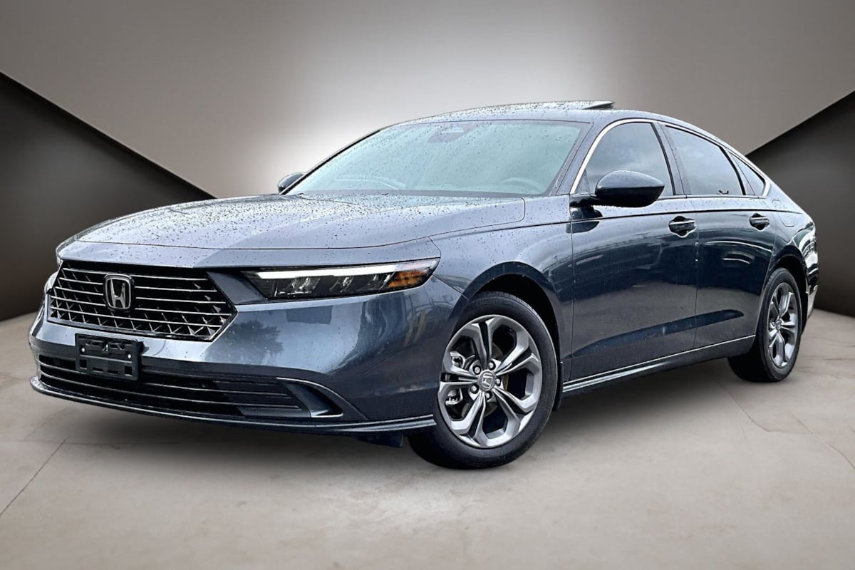 Honda Accord photo 35