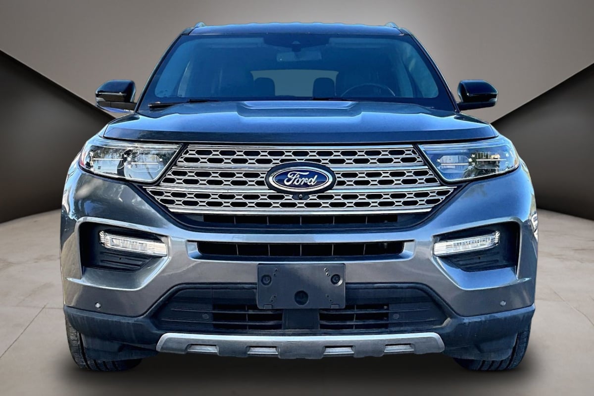 Ford Explorer photo 3