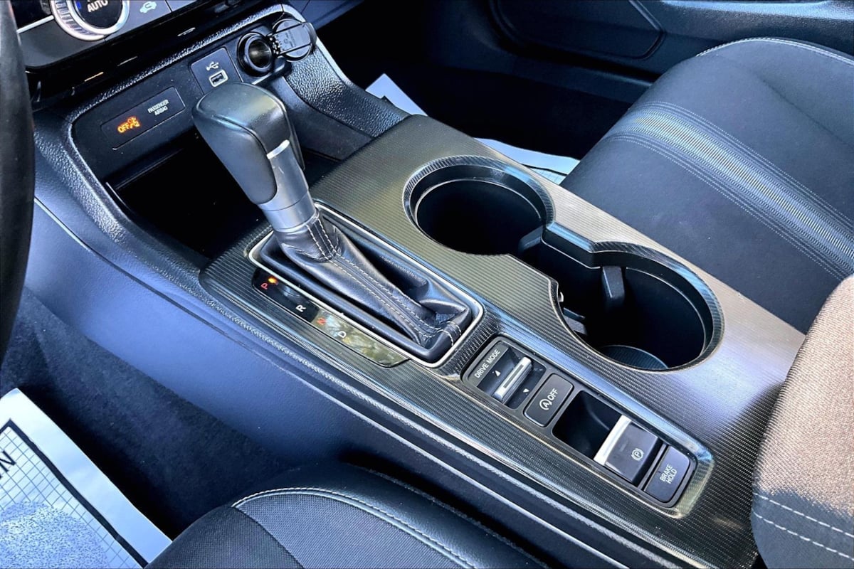Honda Civic photo 17