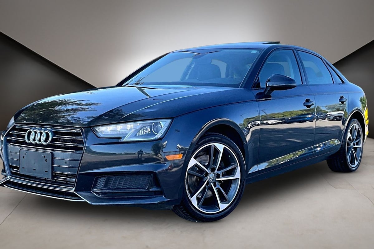Audi A4 photo 35