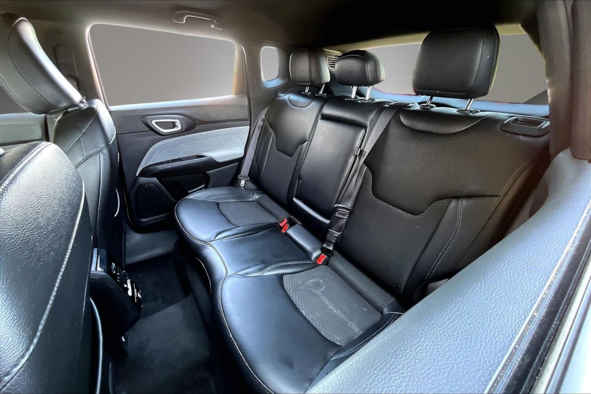 Jeep Compass photo 21