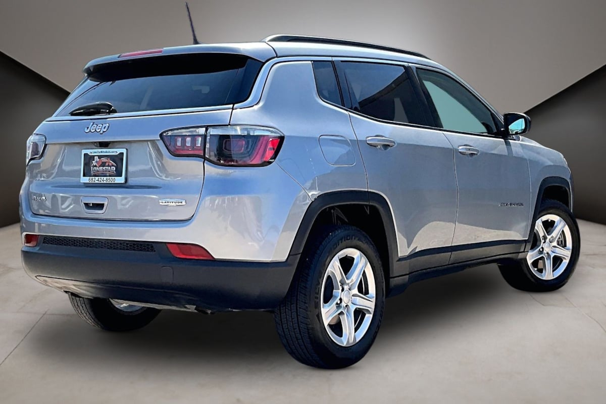 Jeep Compass photo 6