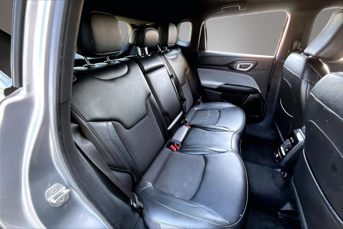 Jeep Compass photo 24