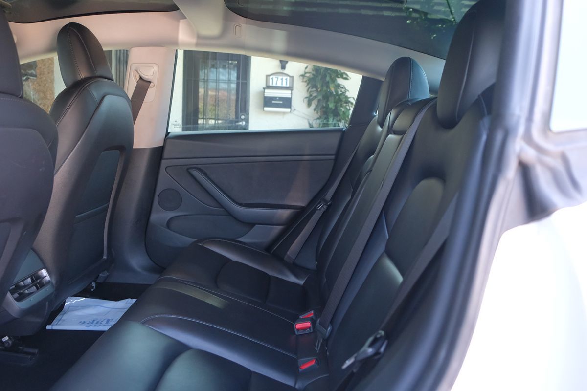 2021 Tesla Model 3 Standard Range Plus photo 30