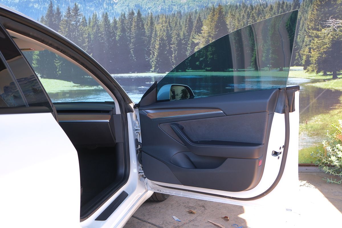2021 Tesla Model 3 Standard Range Plus photo 26