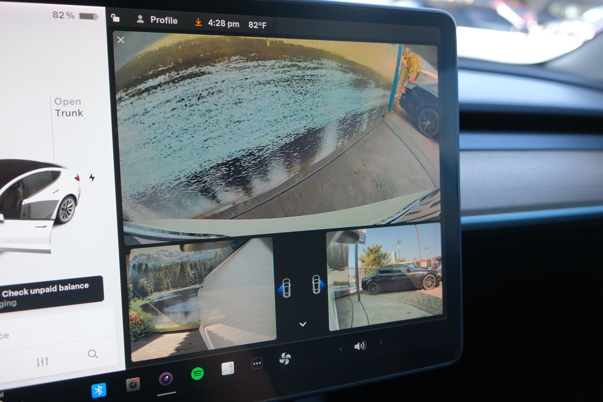 2021 Tesla Model 3 Standard Range Plus photo 18