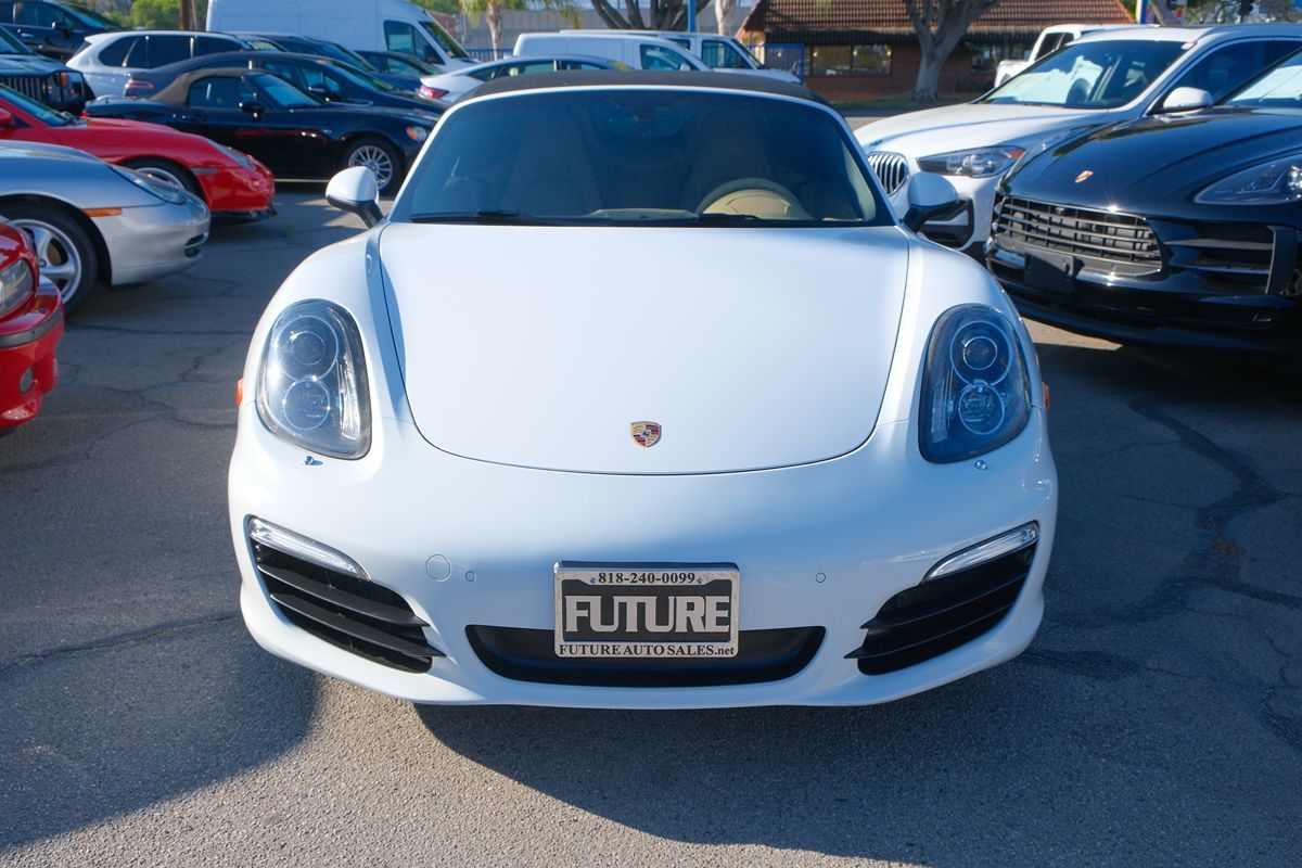 2013 Porsche Boxster S photo 2