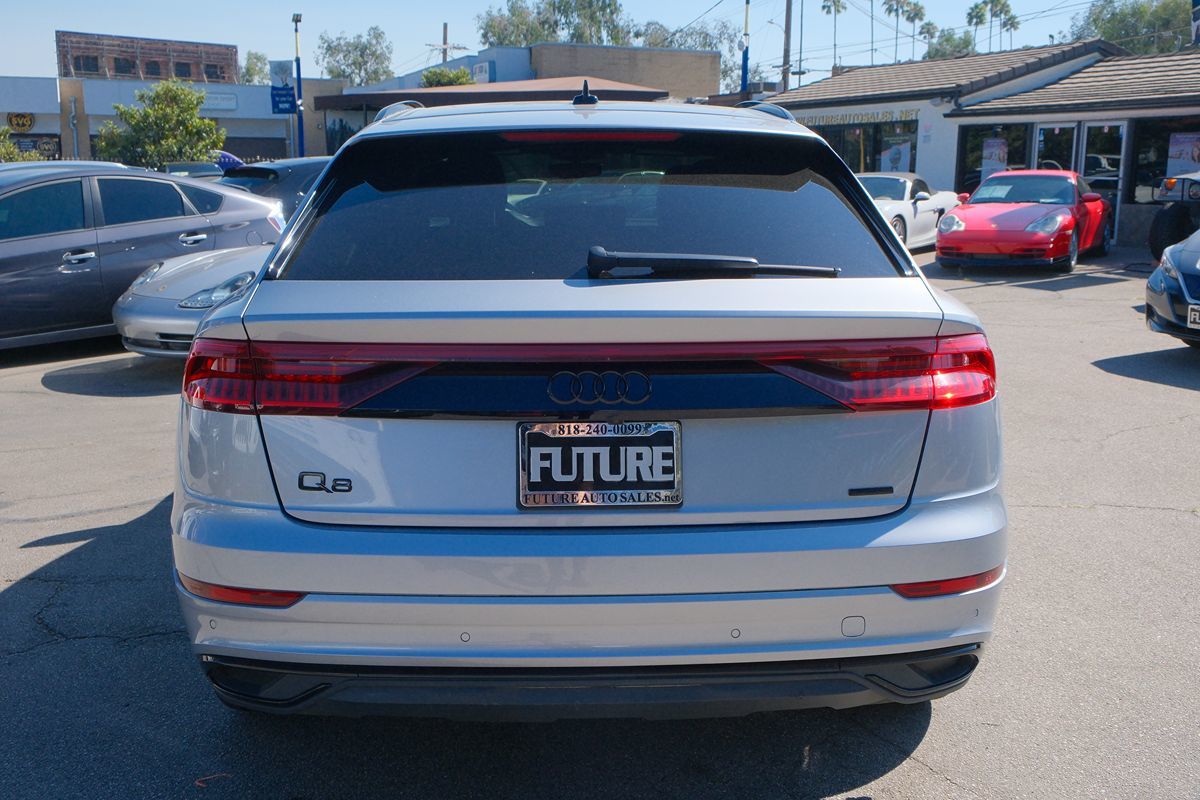 2019 Audi Q8 Premium photo 4