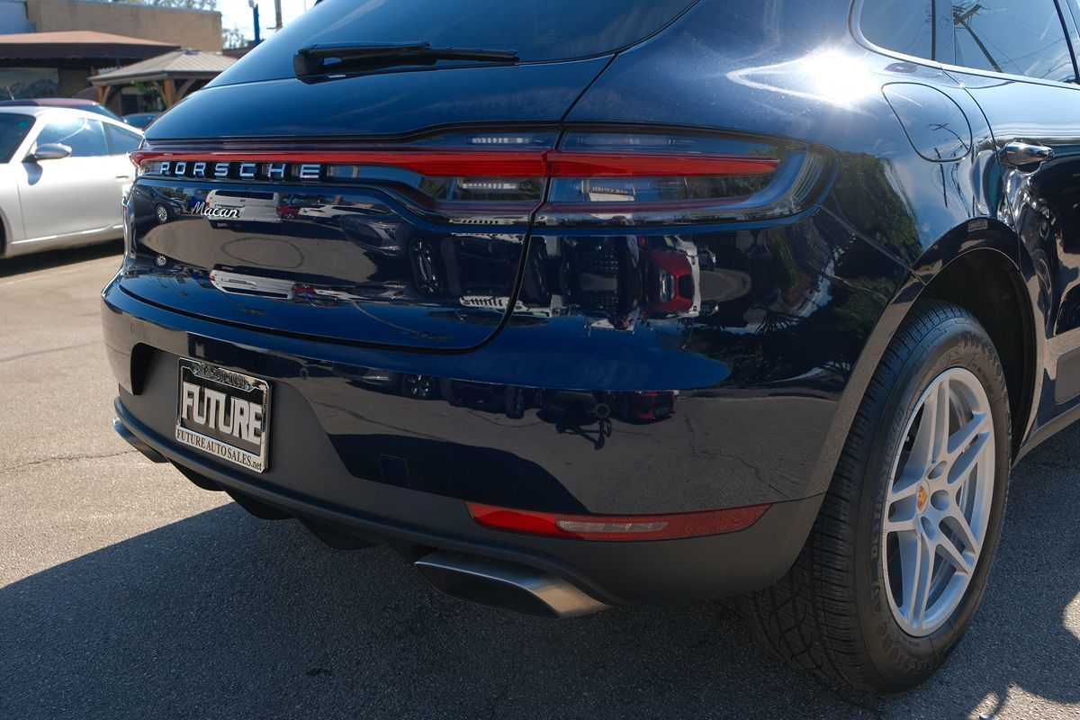 2021 Porsche Macan Base photo 41
